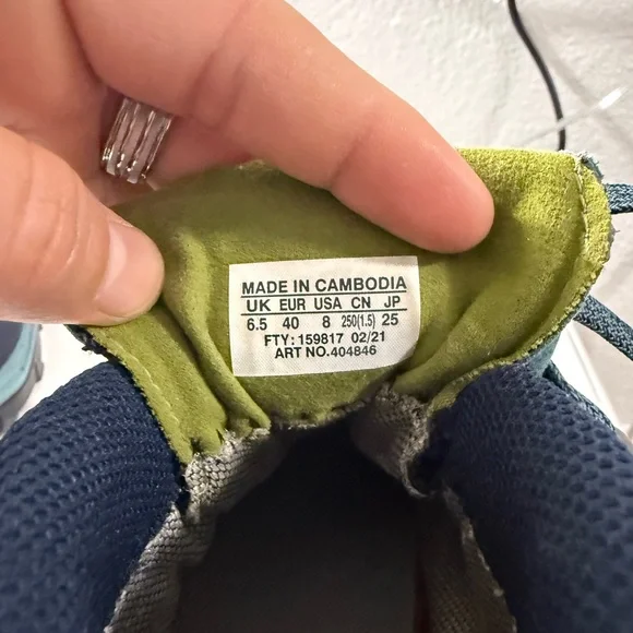 Salomon Blue and Green Hiking Boots - Picture 8 of 8